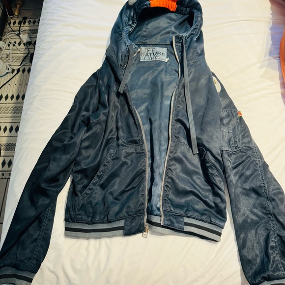 Freecity small city zip hood jacket - Picture 4 of 8